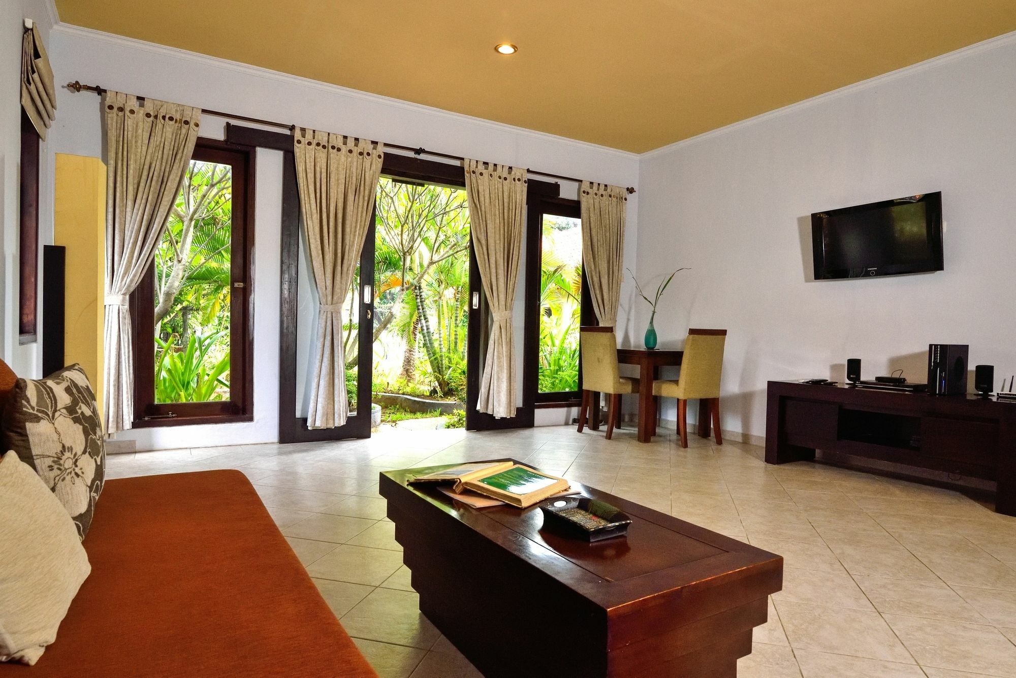 Village de vacances Dolphin Bali Lovina Beach